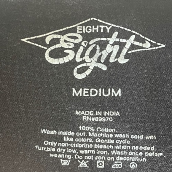 Eighty Eight Cannibis All Over Graphic Print, Size Medium - Picture 6 of 6